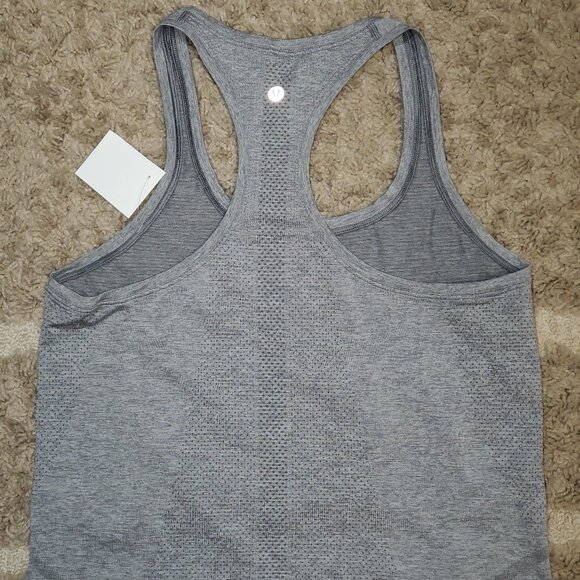 Lululemon  Swiftly Tech Racerback Tank Top 2.0 ( race length) - Picture 5 of 7